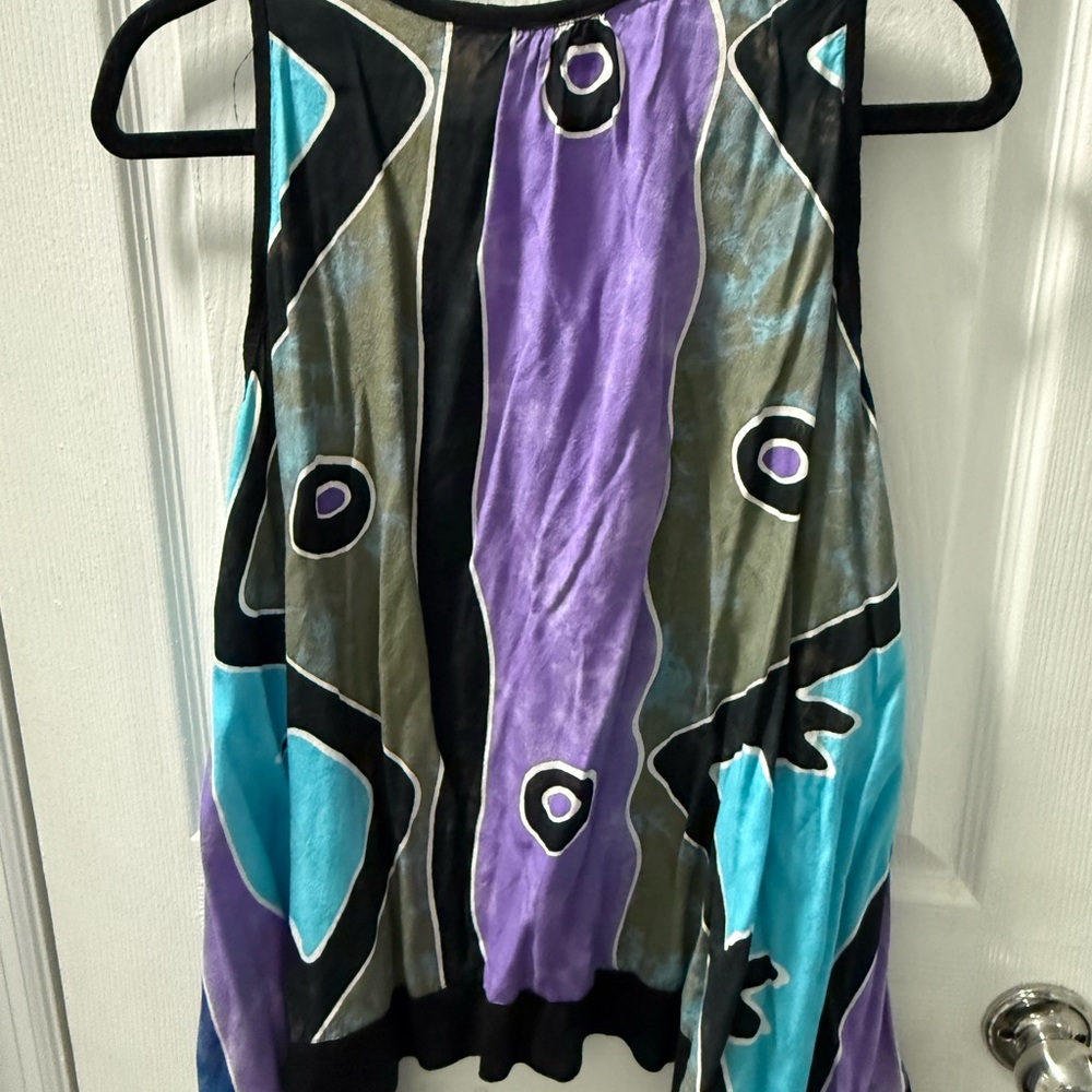 Small Boutique Abstract Patterned Sleeveless Top - image 4